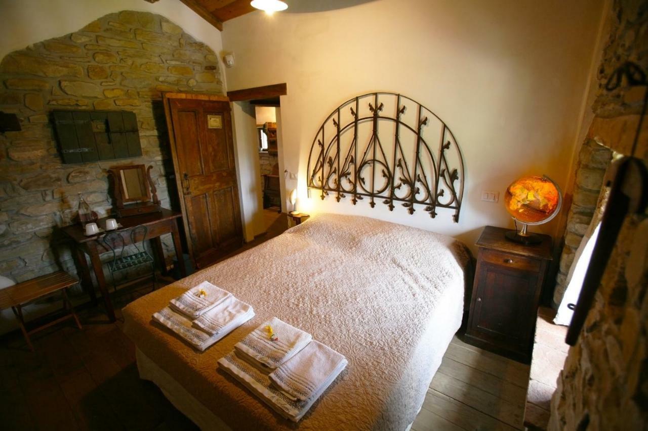 B&B Latordicella Castel del Rio Exterior foto